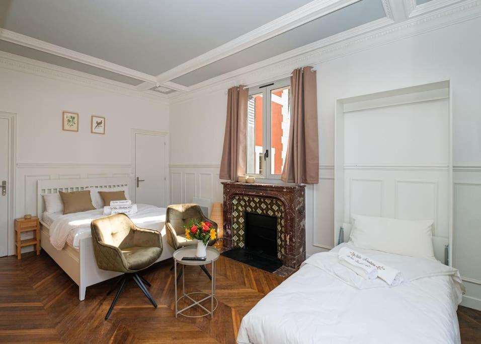 Villa Forestiere Studio Le Chene Quincy-Voisins Exterior foto